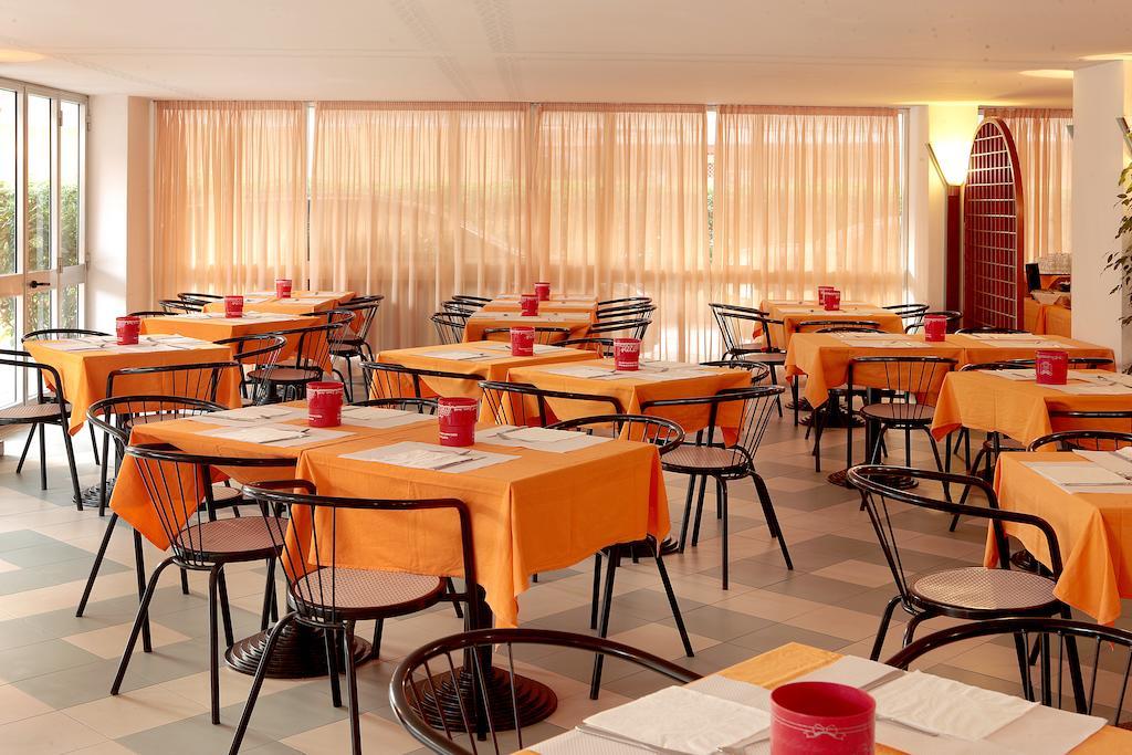 Gallia Club Hotel Cesenatico Εξωτερικό φωτογραφία